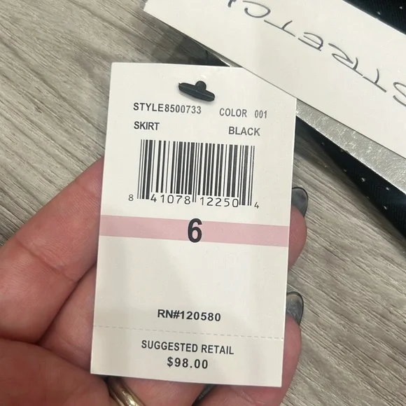 Amanda & Chelsea pencil skirt - Picture 8 of 8